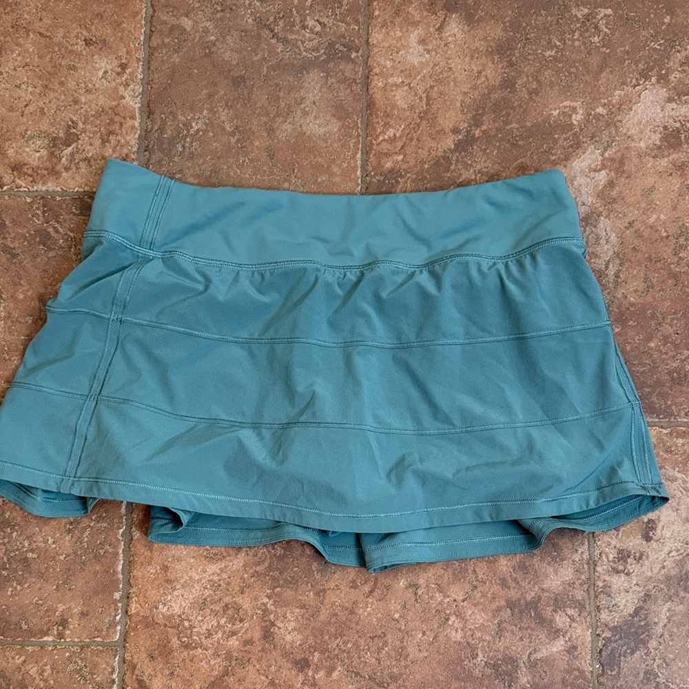 Lululemon teal pace rival skirt size 10